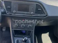 Usado Seat Leon Style 110 CV (80 kW) 2016 Blanco Berlina
