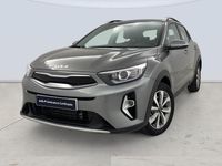 Usado Kia Stonic 100 CV (73 kW) 2025 Gris SUV