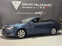 Usado Opel Insignia Selective 136 CV (100 kW) 2016 Azul Berlina