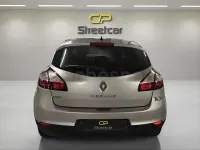Usado Renault Mégane III GT 115 CV (84 kW) 2015 Gris / plata Berlina