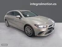 Usado Mercedes CLA180 Shooting Brake 114 CV (83 kW) 2020 Gris Familiar