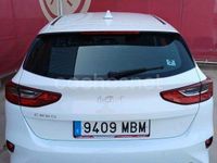 Usado Kia Ceed 100 CV (73 kW) 2022 Blanco Utilitario