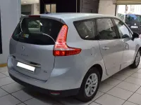 Usado Renault Grand Scénic III Dynamique 131 CV (96 kW) 2013 Monovolumen