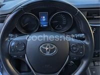 Usado Toyota Auris Hybrid Edition 136 CV (100 kW) 2018 Azul Berlina