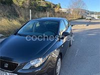 Usado Seat Ibiza Copa 75 CV (55 kW) 2012 Gris / plata Berlina