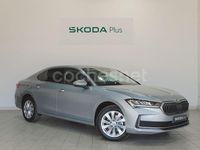 Usado Skoda Superb Selection 150 CV (110 kW) 2024 Gris plata Berlina