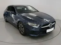 Usado Mercedes A180 Business 116 CV (85 kW) 2022 Azul Berlina