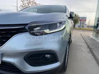 Usado Renault Kadjar LIMITED 115 CV (84 kW) 2020 Gris / plata SUV