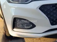 Usado Hyundai i20 Active 100 CV (73 kW) 2020 Blanco Utilitario