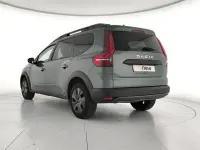 Usado Dacia Jogger Expression 100 CV (73 kW) 2025 Verde Monovolumen