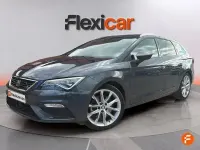 Usado Seat Leon FR 150 HP (110 kW) 2019 Cinzento