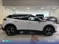Usado Peugeot 2008 Allure 100 CV (73 kW) 2025 Blanco SUV