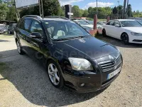 Usado Toyota Avensis Executive 150 CV (110 kW) 2006 Negro Familiar