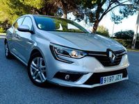 Usado Renault Mégane GrandTour Intens 101 CV (74 kW) 2017 Plateado Familiar