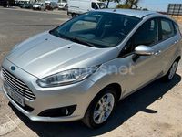 Usado Ford Fiesta Trend 82 CV (60 kW) 2017 Gris / plata Utilitario