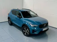 Usado Volvo XC40 Plus 163 CV (119 kW) 2025 Azul SUV