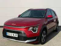 Usado Kia e-Niro 134 kW (183 CV) 2023 Rojo SUV