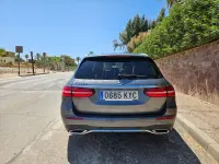 Usado Mercedes E220 194 CV (142 kW) 2019 Gris / plata Familiar