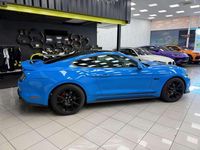 Usado Ford Mustang GT Fastback 419 CV (308 kW) 2018 Azul Coupe