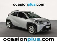 Usado Toyota Aygo Play 72 CV (52 kW) 2024 Gris Utilitario