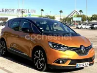 Usado Renault Scénic III Zen 150 CV (110 kW) 2017 Naranja Monovolumen