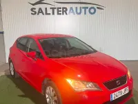 Usado Seat Leon Reference 110 CV (80 kW) 2016 Rojo Berlina