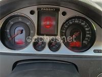 Usado VW Passat Advance 140 CV (102 kW) 2005 Azul Familiar