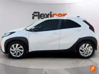 Käytetty Toyota Aygo 72 HP (52 kW) 2024 Valkoinen