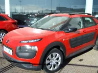 Usado Citroën C4 Feel 82 CV (60 kW) 2016 Rojo Berlina