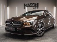 Usado Mercedes CLA220 Shooting Brake Urban 177 CV (130 kW) 2016 Marrón Familiar