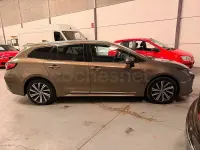 Usado Toyota Corolla Sport 196 CV (144 kW) 2023 Marrón Familiar