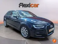 Usado Audi A3 Sportback Design 116 CV (85 kW) 2019 Azul Utilitario