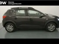 Usado Dacia Sandero Expression 91 CV (66 kW) 2022 Negro Utilitario