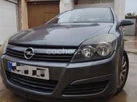 Usado Opel Astra Enjoy 80 CV (58 kW) 2004 Gris / plata Berlina