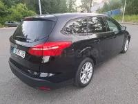 Usado Ford Focus Trend 115 CV (84 kW) 2015 Negro Familiar