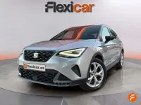Usado Seat Arona FR 150 CV (110 kW) 2023 Gris SUV