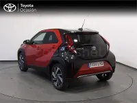 Usado Toyota Aygo X Edition 72 CV (52 kW) 2022 Rojo SUV