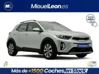 Usado Kia Stonic Active 100 CV (73 kW) 2025 Gris / plata SUV