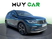 Usado VW Tiguan Life 150 CV (110 kW) 2021 Azul SUV