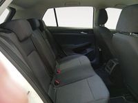 Usado VW Golf VII 115 CV (84 kW) 2021 Blanco