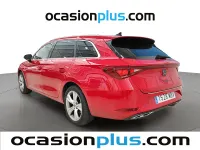 Usado Seat Leon FR 130 CV (95 kW) 2022 Rojo Monovolumen
