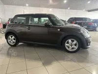 Usado Mini ONE 75 CV (55 kW) 2011 Marrón Utilitario
