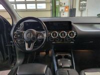 Usado Mercedes GLA200 150 HP (110 kW) 2022 Preto SUV
