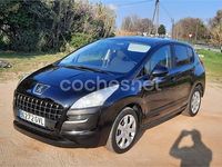 Usado Peugeot 3008 120 CV (88 kW) 2010 Negro Familiar