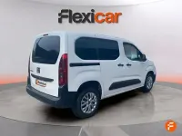 Usado Fiat Doblò 100 CV (73 kW) 2024 Blanco Monovolumen