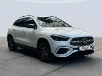 Usado Mercedes GLA250 218 CV (160 kW) 2025 Blanco SUV