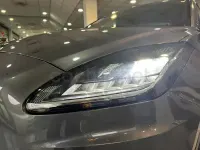 Usado Jaguar E-Pace 150 HP (110 kW) 2019 Cinzento SUV