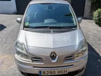 Usado Renault Grand Modus Exception 90 CV (66 kW) 2011 Gris / plata Monovolumen