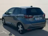 Usado Honda Jazz Executive 109 CV (80 kW) 2022 Gris Utilitario