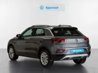 Usado VW T-Roc Life 150 CV (110 kW) 2023 Gris SUV